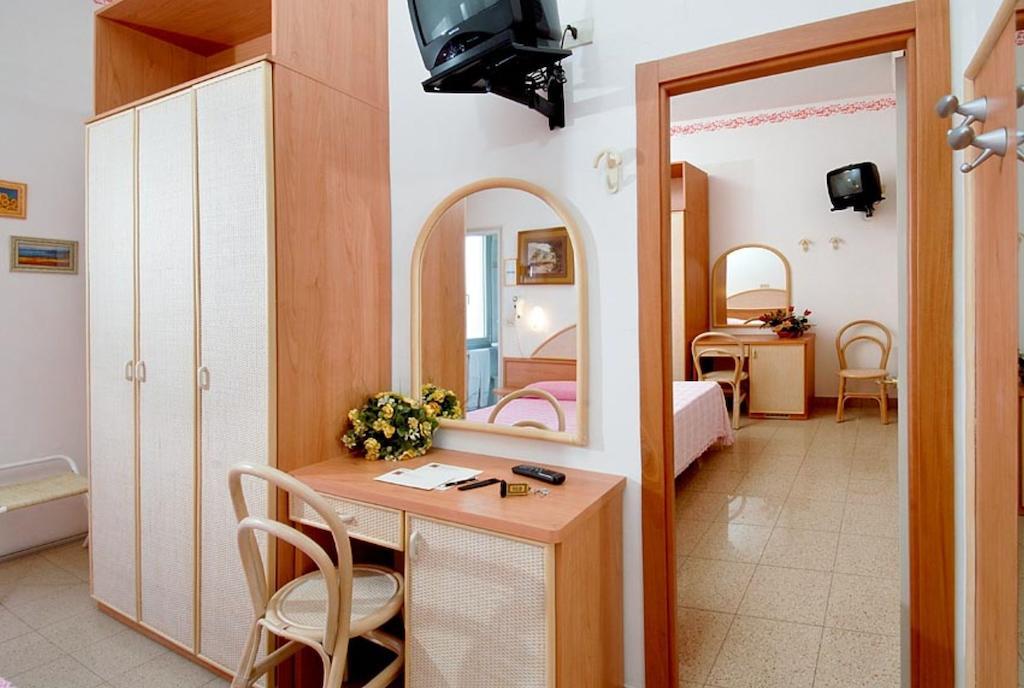 Hotel Gardenia Bellaria-Igea Marina Habitación foto